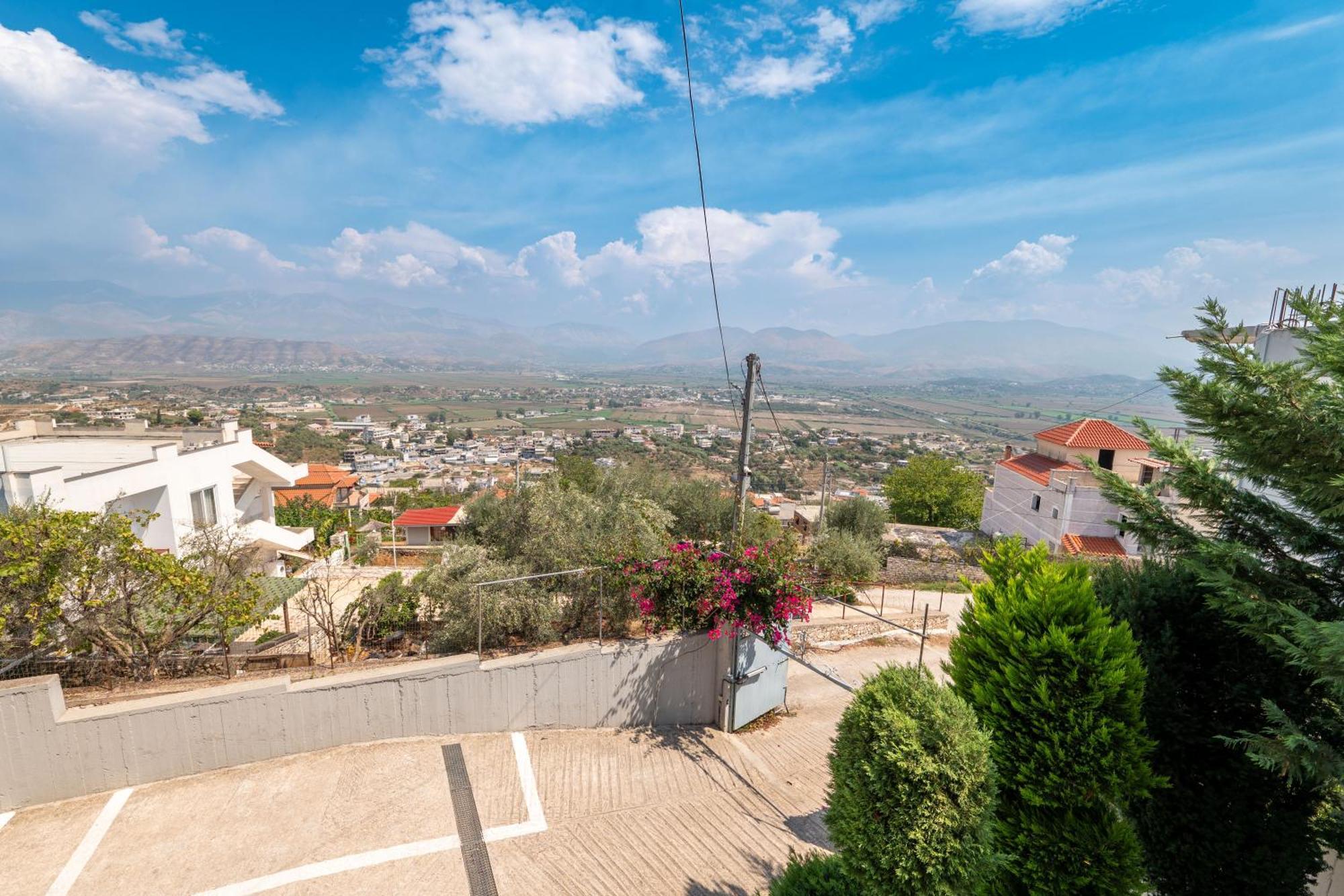 Vila Flamuri Sarandë Exteriör bild