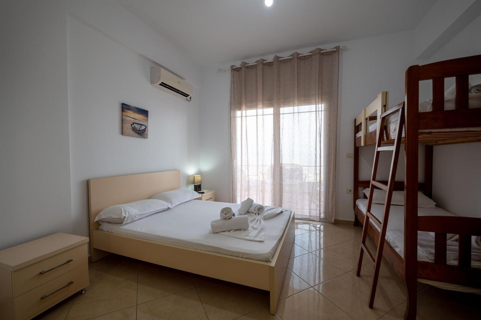 Vila Flamuri Sarandë Exteriör bild