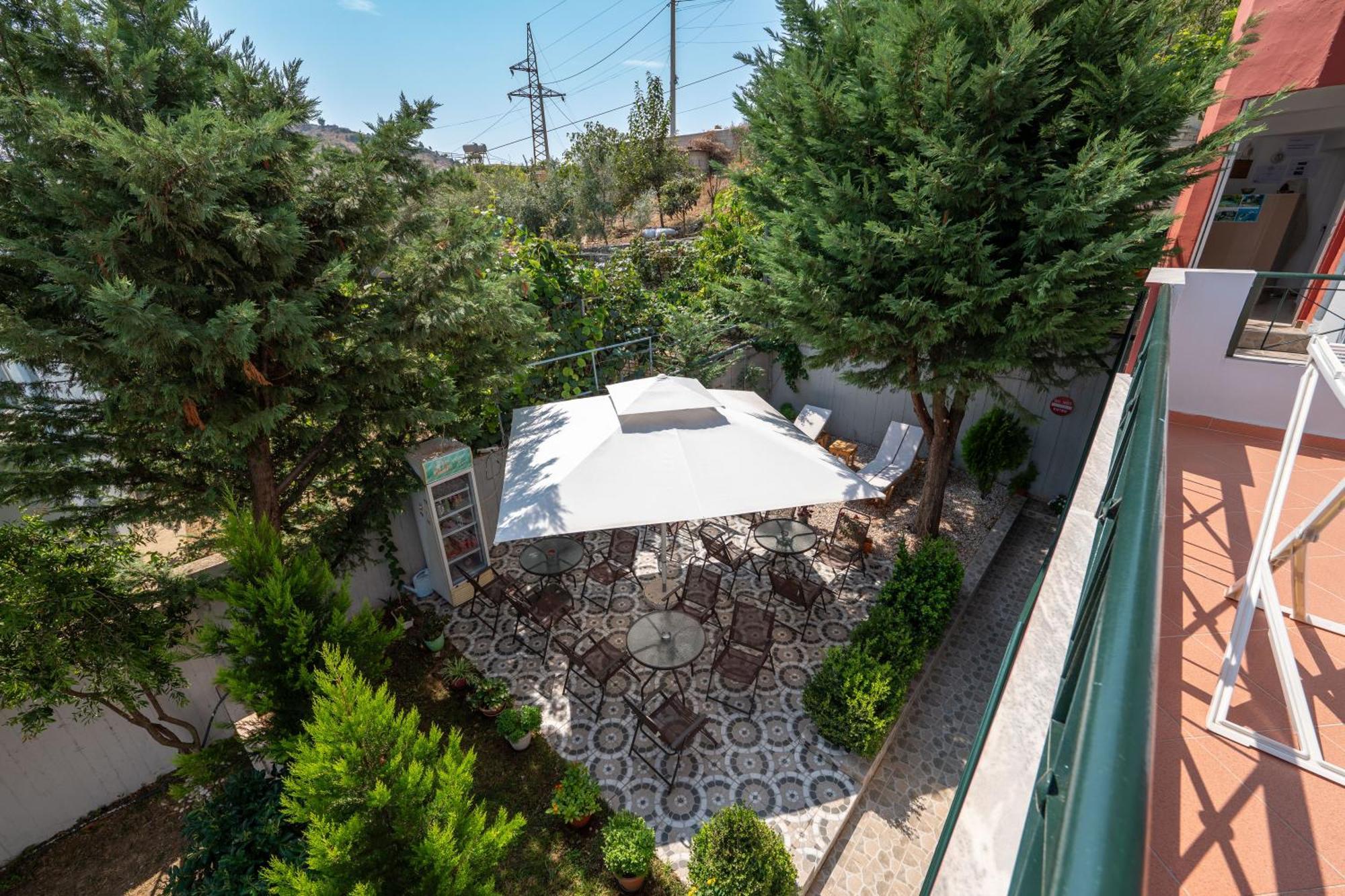 Vila Flamuri Sarandë Exteriör bild