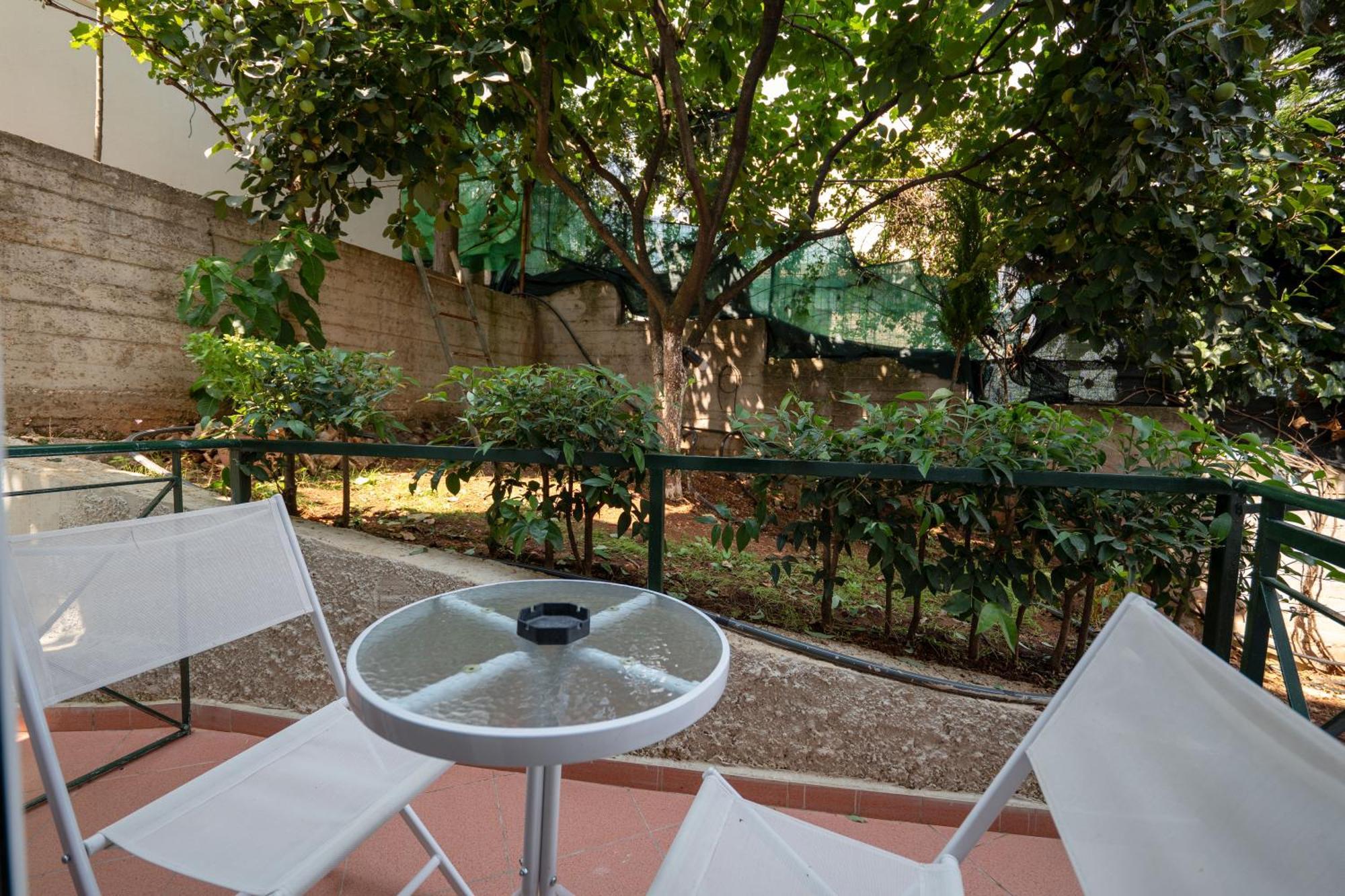 Vila Flamuri Sarandë Exteriör bild