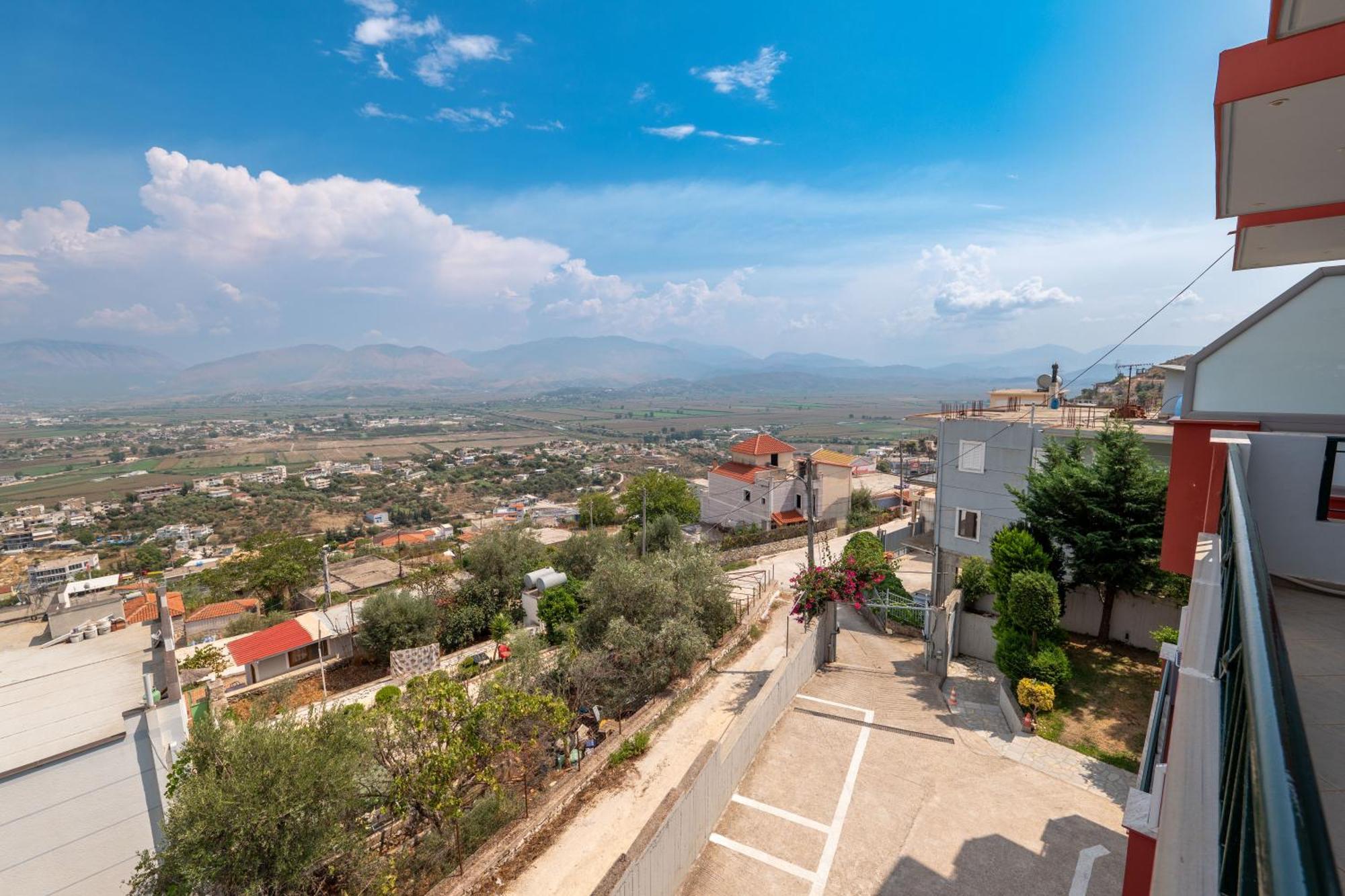 Vila Flamuri Sarandë Exteriör bild