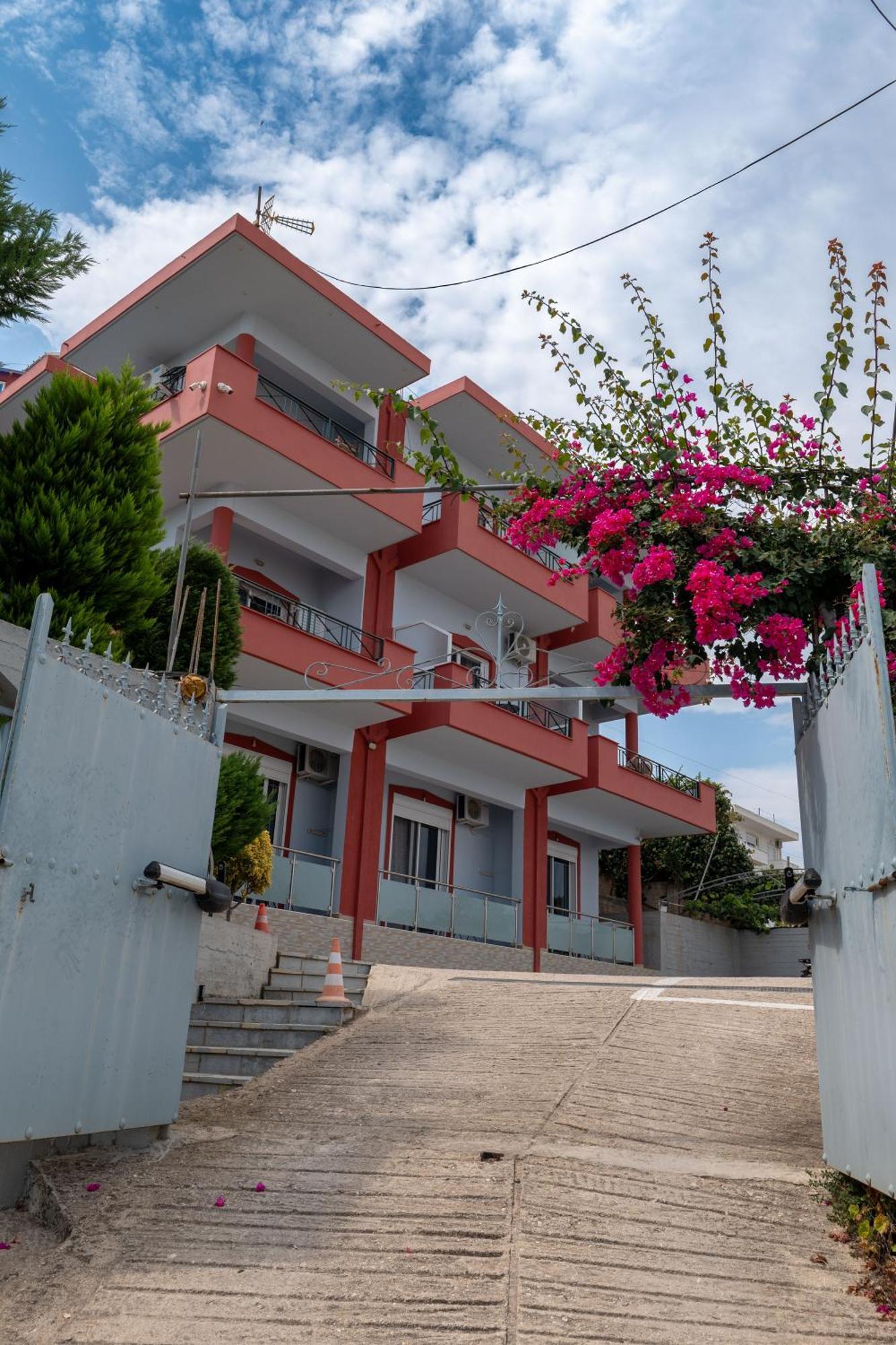 Vila Flamuri Sarandë Exteriör bild