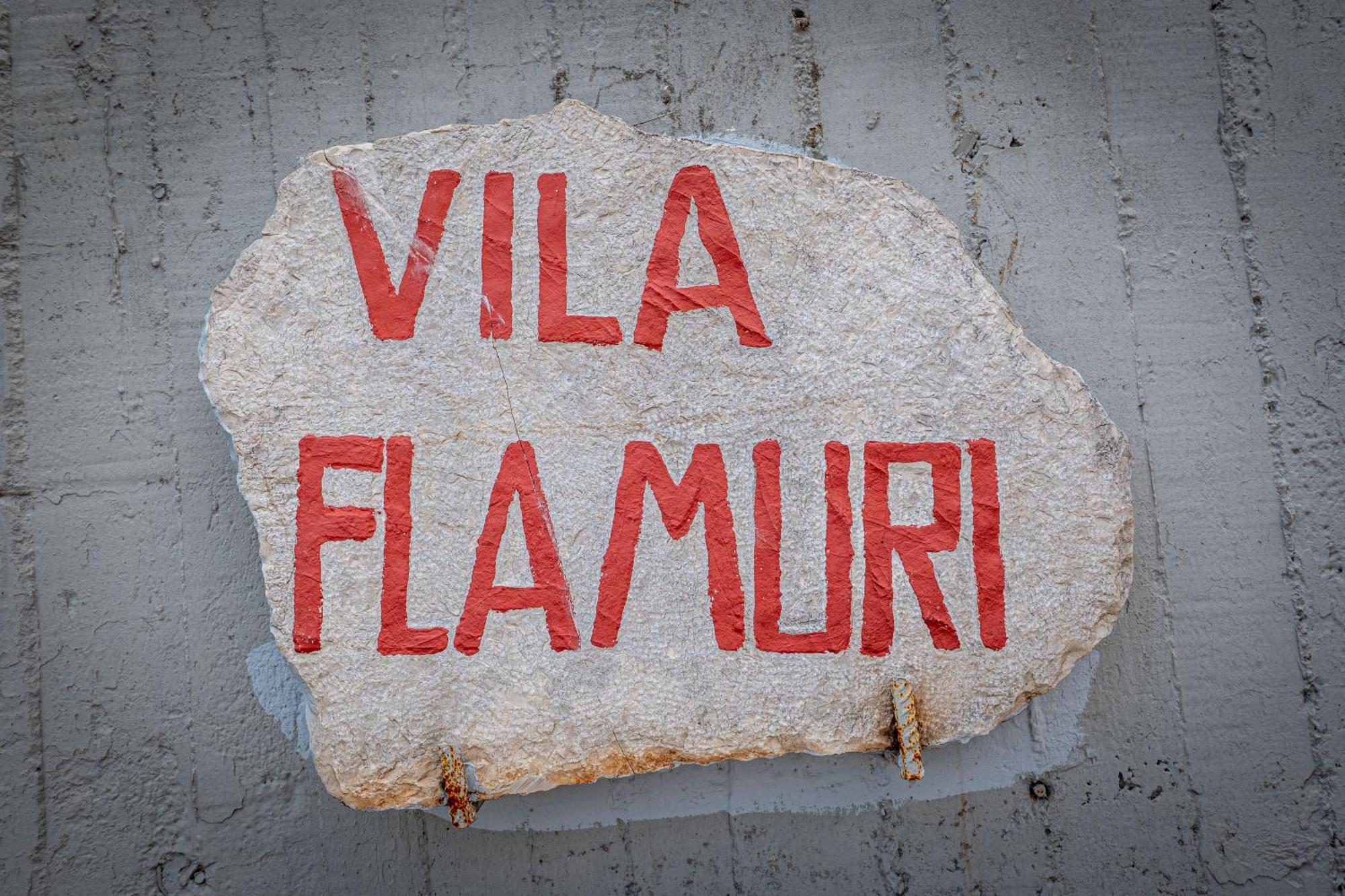 Vila Flamuri Sarandë Exteriör bild